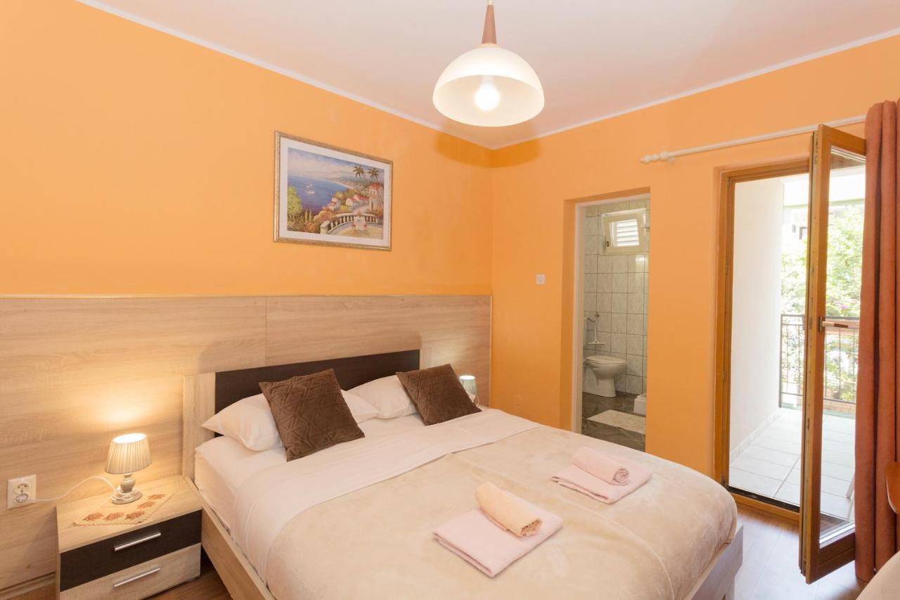 Rooms And Apartments Palma B&B 메덜린 외부 사진