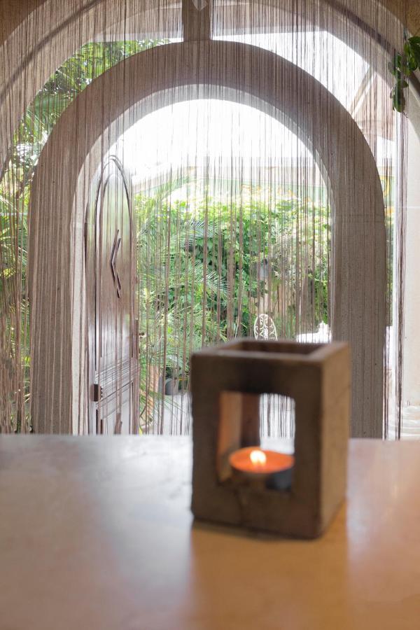 Rooms And Apartments Palma B&B 메덜린 외부 사진