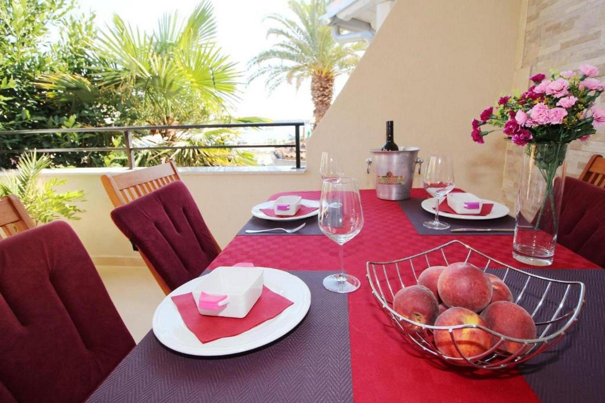 Rooms And Apartments Palma B&B 메덜린 외부 사진
