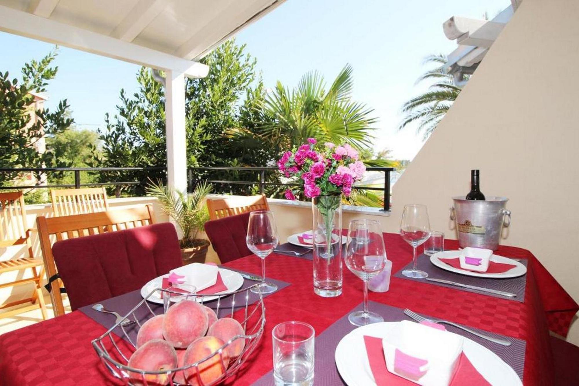 Rooms And Apartments Palma B&B 메덜린 외부 사진