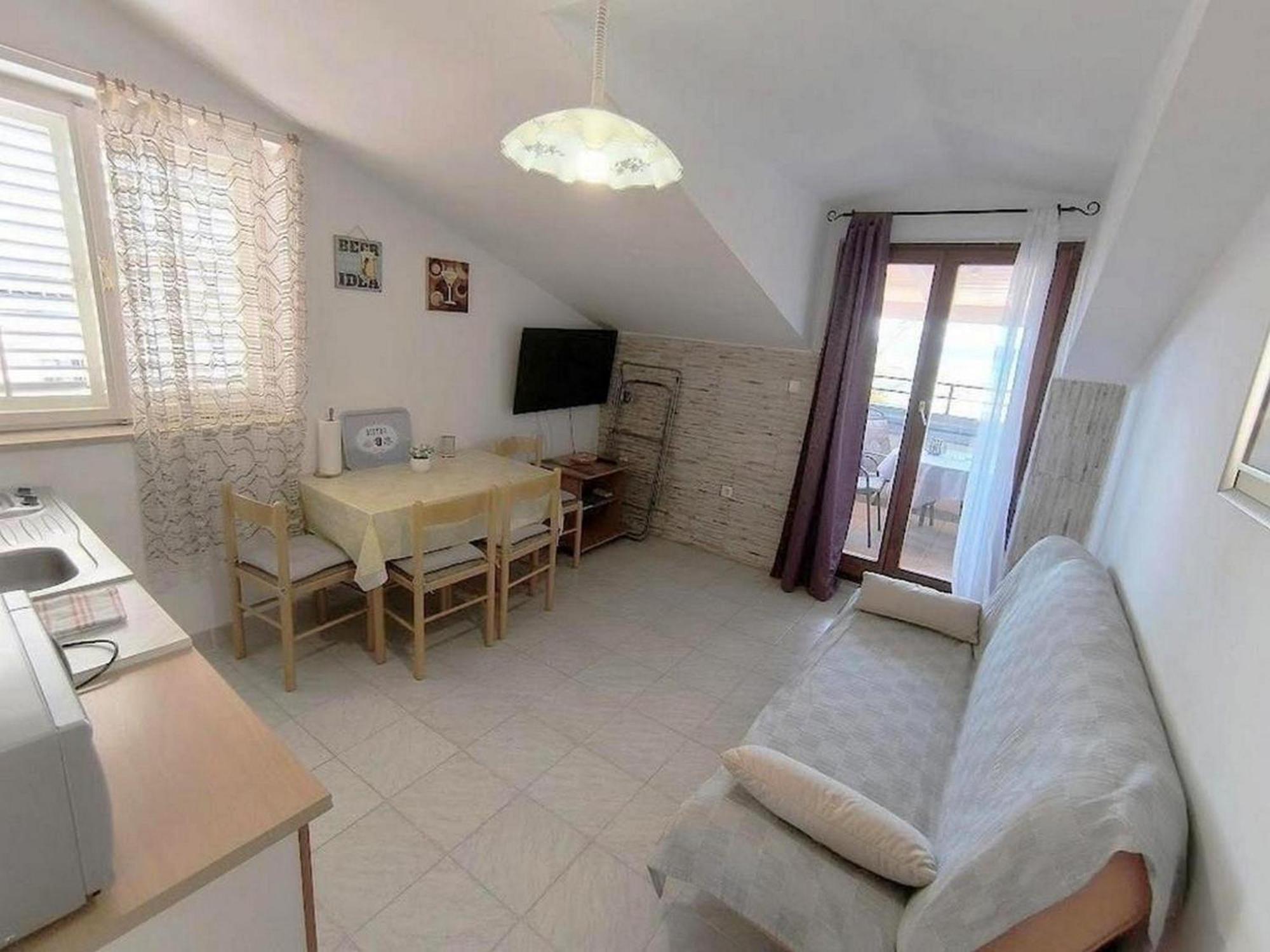 Rooms And Apartments Palma B&B 메덜린 외부 사진