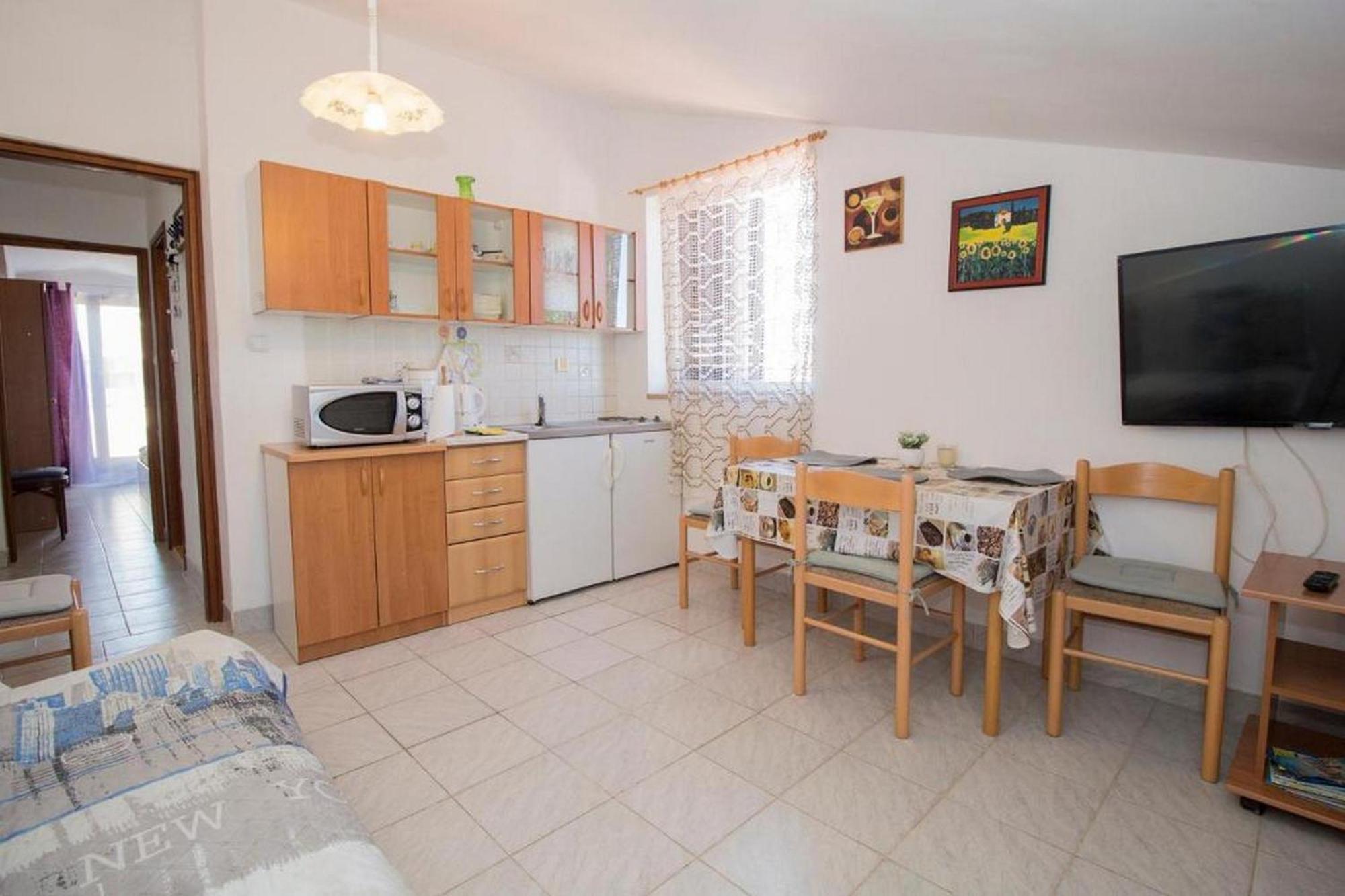Rooms And Apartments Palma B&B 메덜린 외부 사진