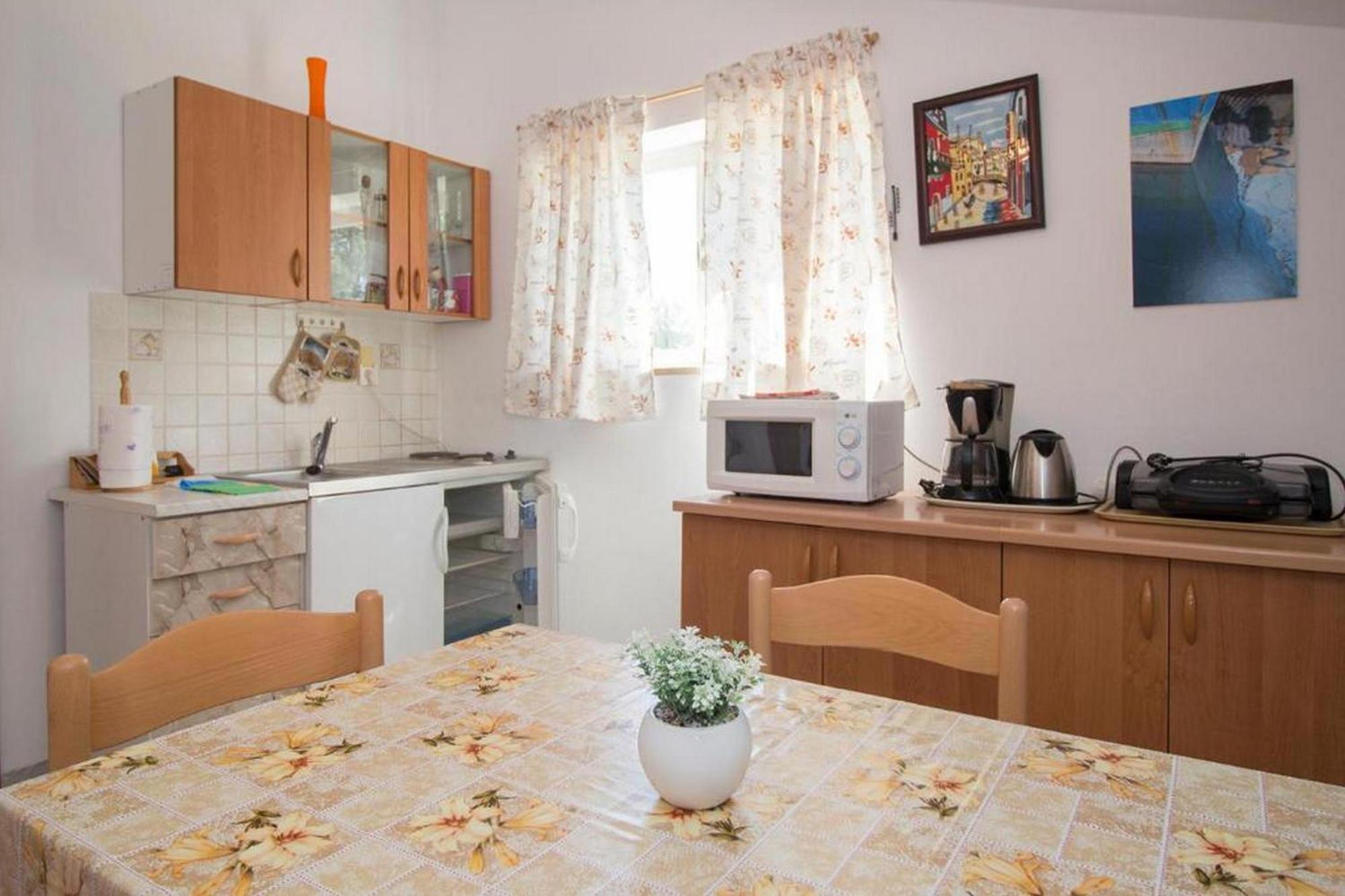 Rooms And Apartments Palma B&B 메덜린 외부 사진